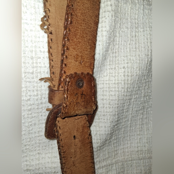 Vintage HAND CRAFTED Native American 46 leather belt HANDMADE Guatamala Indian - Picture 6 of 6